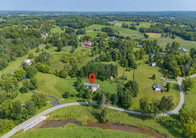 Photo 2 of Single family home for sale at 2725 Goshen Rd, Winchester, KY 40391 | MLS# 26020495 | Listing updated on 2026-08-03