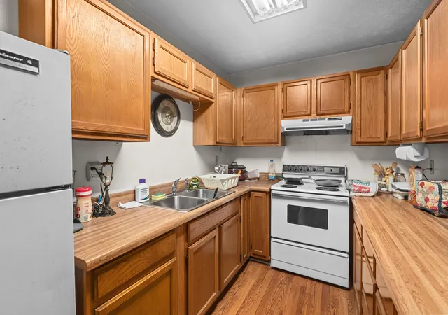 Listing Photo 5 - Condo for sale in building located at 3426 Main St, Stamping Ground, KY 40379