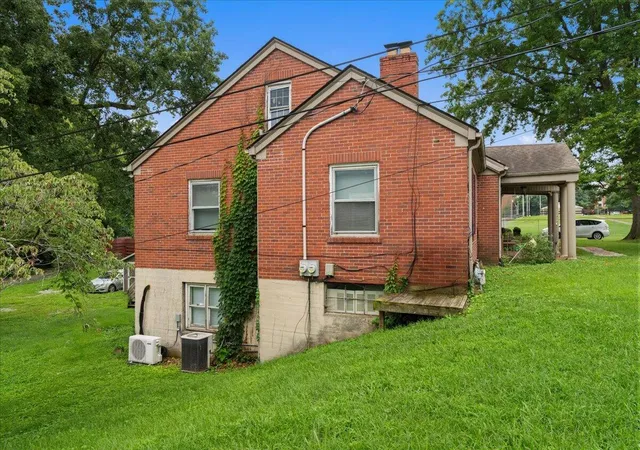Listing Photo 5 - Condo for sale in building located at 325 S 3rd St, Richmond, KY 40475