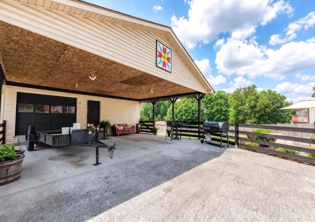 Photo 45 of Sale Pending at 1032 Crestwood Hts, Paris, KY 40361 | MLS# 26021488 | Listing updated on 2026-09-14