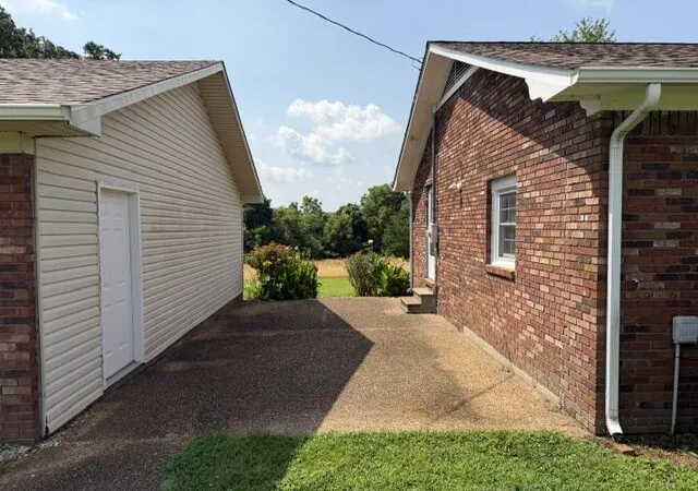 Photo 2 of Single family home for sale at 225 E St Rt 339, Mayfield, KY 42066 | MLS# 26020367 | Listing updated on 2026-08-06