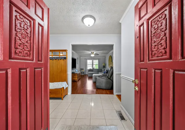 Photo 4 of Sale Pending at 311 Tremont Dr, Hopkinsville, KY 42240 | MLS# 26020391 | Listing updated on 2026-09-03