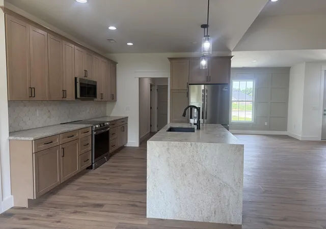 Photo 4 of Single family home for sale at 303 Silverline Ct, Richmond, KY 40475 | MLS# 26020421 | Listing updated on 2026-09-29