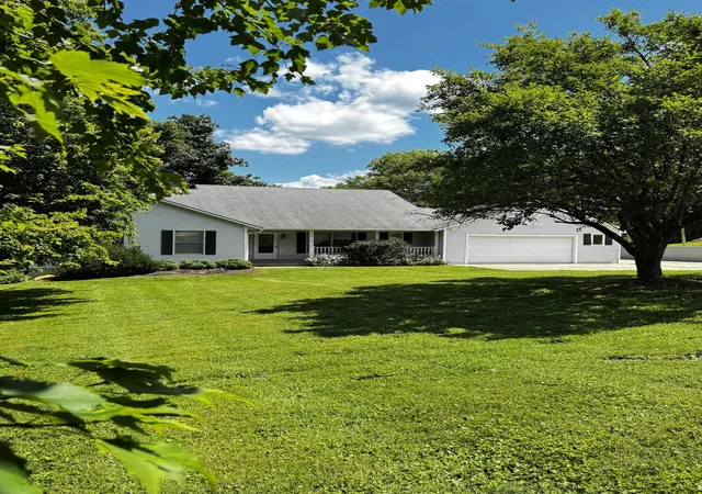 Photo 3 of Single family home for sale at 491 N Homestead Ln, Lancaster, KY 40444 | MLS# 26020431 | Listing updated on 2026-09-07
