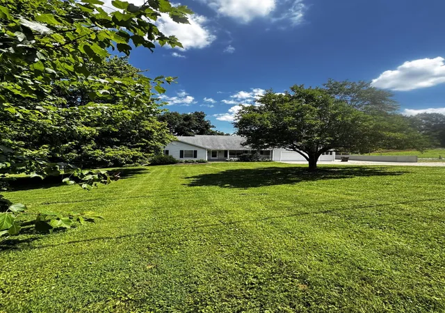 Photo 3 of Single family home for sale at 491 N Homestead Ln, Lancaster, KY 40444 | MLS# 26020431 | Listing updated on 2026-09-23