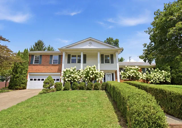 Photo 1 of Single family home for sale at 2985 Montavesta Rd, Lexington, KY 40502 | MLS# 26020486 | Listing updated on 2026-09-14