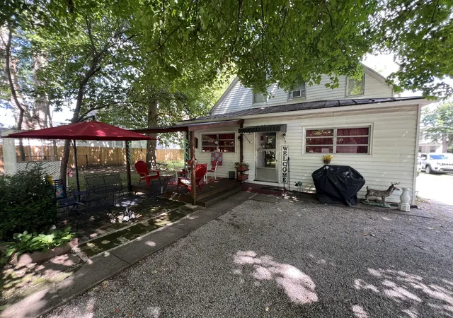 Photo 3 of Sale Pending at 430 Forest Ave, Maysville, KY 41056 | MLS# 26020432 | Listing updated on 2026-09-03