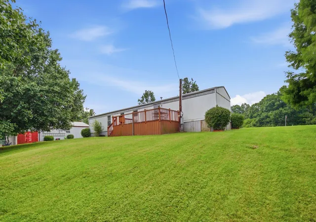 Photo 4 of Sale Pending at 12500 Bald Knob Rd, Frankfort, KY 40601 | MLS# 26020450 | Listing updated on 2026-08-01