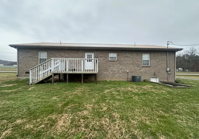 Photo 2 of Single family home for sale at 2965 Morris Crk Rd, Stanton, KY 40380 | MLS# 26020441 | Listing updated on 2026-07-31