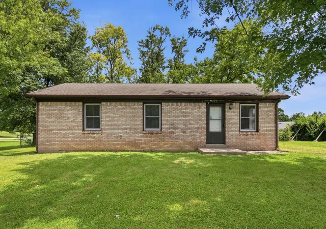 Photo 2 of Sale Pending at 203 Dennis St, Richmond, KY 40475 | MLS# 26020856 | Listing updated on 2026-10-05