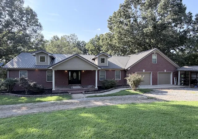 Photo 1 of Single family home for sale at 1549 Capp Springs Rd, Benton, KY 42025 | MLS# 26020793 | Listing updated on 2026-08-03