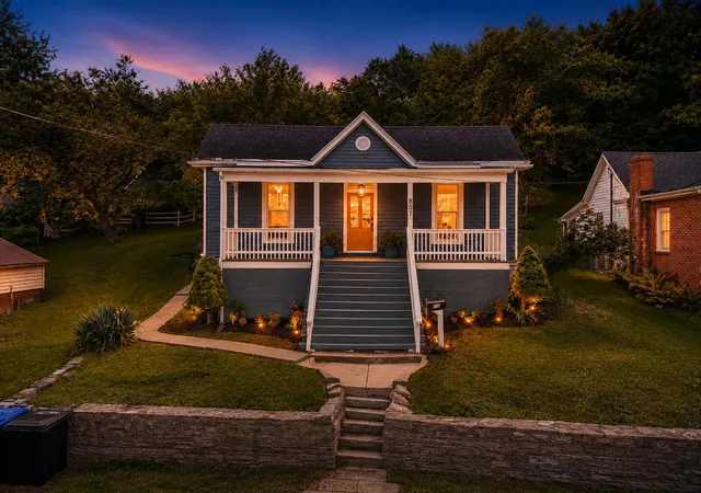 Photo 2 of Sale Pending at 857 Leestown Ln, Frankfort, KY 40601 | MLS# 26021203 | Listing updated on 2026-10-13
