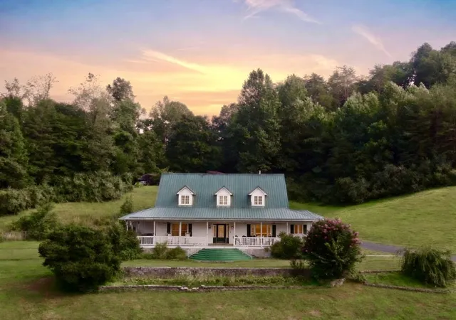 Photo 1 of Single family home for sale at 4213 State Hwy 1344, Calvin, KY 40813 | MLS# 26020546 | Listing updated on 2026-07-31