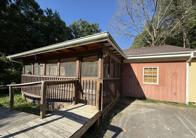Photo 1 of Sale Pending at 3010 Whetstone Rd, Rockholds, KY 40759 | MLS# 26020488 | Listing updated on 2026-09-12