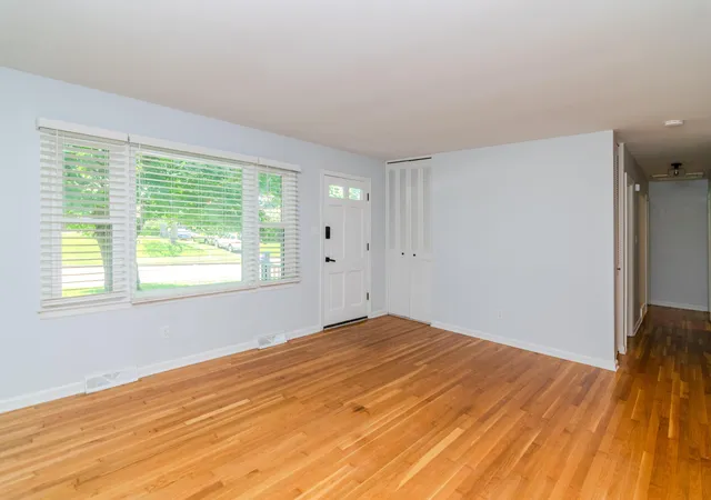 Photo 3 of Single family home for sale at 3668 King Arthur Dr, Lexington, KY 40517 | MLS# 26020515 | Listing updated on 2026-09-17