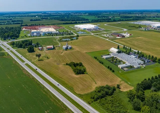 Photo 4 of Land for sale at 9805 Fort Campbell Blvd, Hopkinsville, KY 42240 | MLS# 26021031 | Listing updated on 2026-08-06