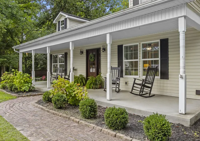Photo 2 of Single family home for sale at 376 Oak Ridge Rd, Clay City, KY 40312 | MLS# 26020741 | Listing updated on 2026-09-07