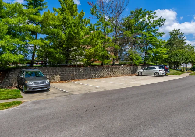 Photo 36 of Sale Pending at 298 Deepwoods Dr, Newport, KY 41076 | MLS# 26020567 | Listing updated on 2026-09-08