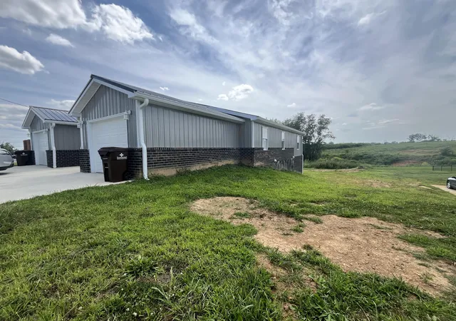 Listing Photo 4 - Condo for sale in building located at 314 Park Ave, Somerset, KY 42503 - Unit #B