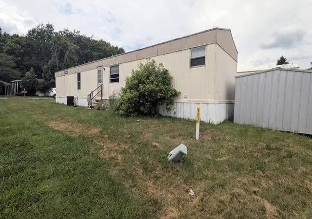 Photo 3 of Single family home for sale at 546 Constitution Dr, Winchester, KY 40391 | MLS# 26020744 | Listing updated on 2026-09-26