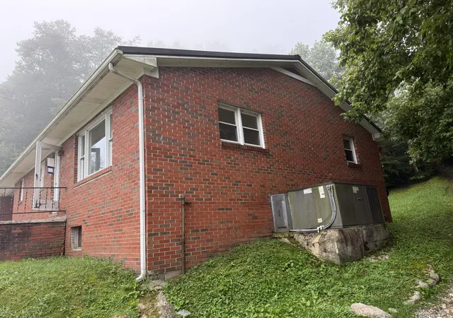 Photo 2 of Sale Pending at 1044 Kentucky 1426, Banner, KY 41603 | MLS# 26020589 | Listing updated on 2026-08-19