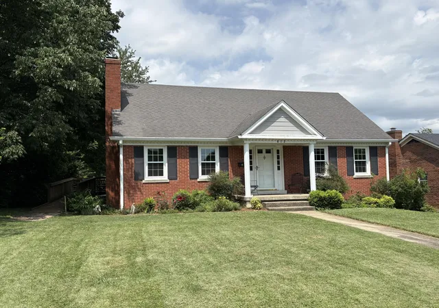 Photo 1 of Single family home for sale at 613 Portland Dr, Lexington, KY 40503 | MLS# 26020691 | Listing updated on 2026-08-07