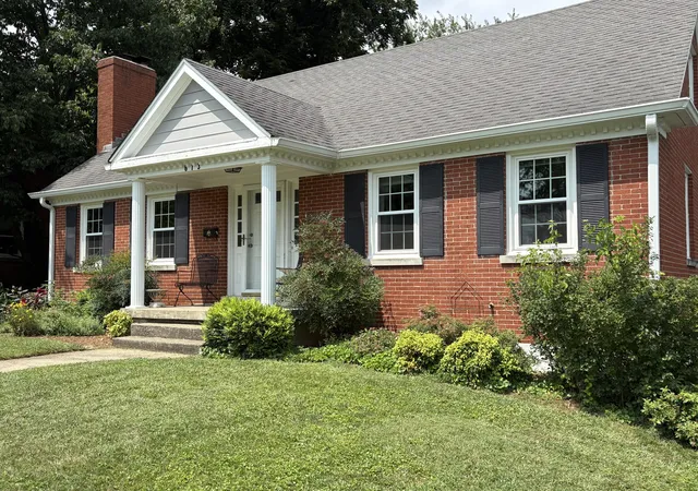Photo 3 of Single family home for sale at 613 Portland Dr, Lexington, KY 40503 | MLS# 26020691 | Listing updated on 2026-08-07