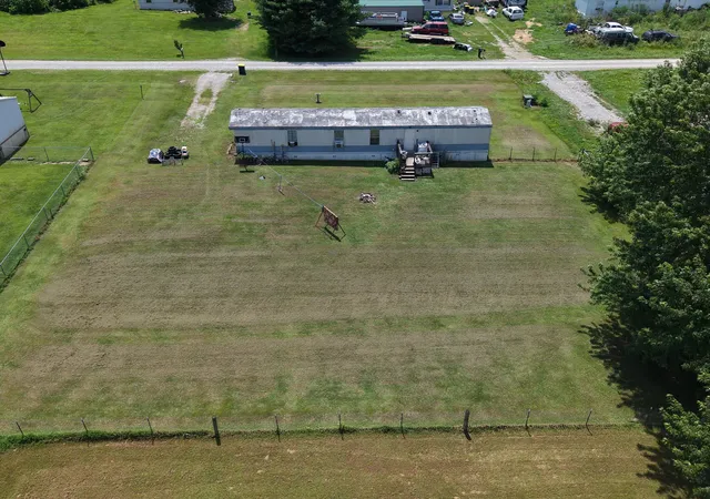 Land for sale at 408 Sunnydale Ests, Mount Vernon, KY 40456 | MLS# 26020601