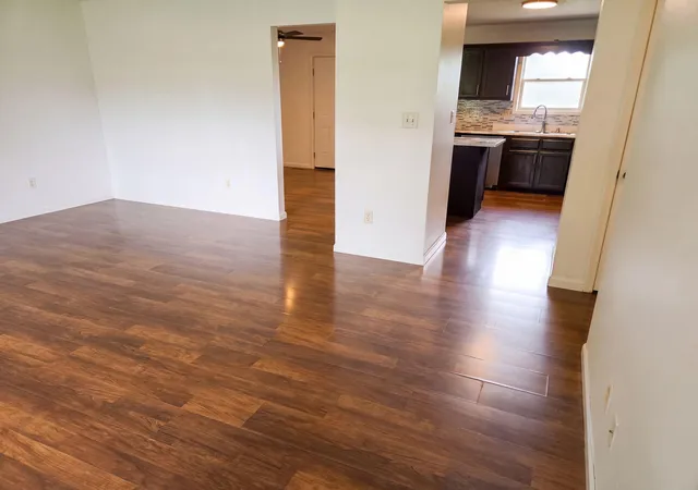 Photo 3 of Single family home for sale at 1317 Twin Brk Dr, Berea, KY 40403 | MLS# 26020598 | Listing updated on 2026-08-24