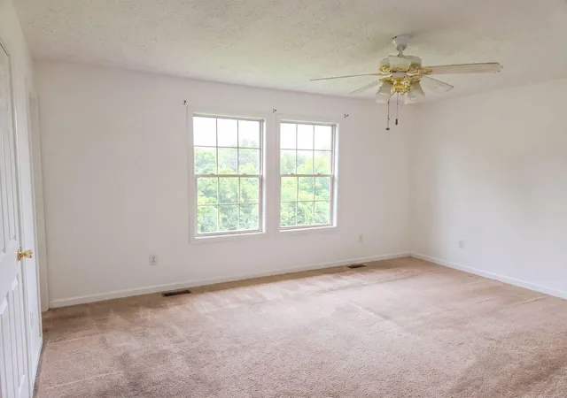 Photo 3 of Single family home for sale at 1317 Twin Brk Dr, Berea, KY 40403 | MLS# 26020598 | Listing updated on 2026-08-24