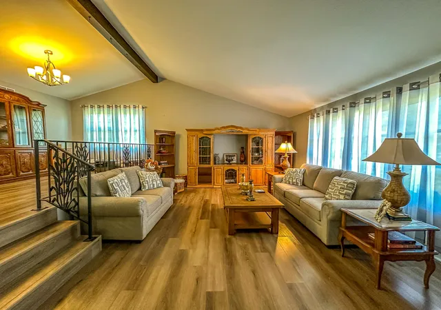 Photo 2 of Single family home for sale at 3601 Beech Grv Rd, Science Hill, KY 42553 | MLS# 26020602 | Listing updated on 2026-08-03