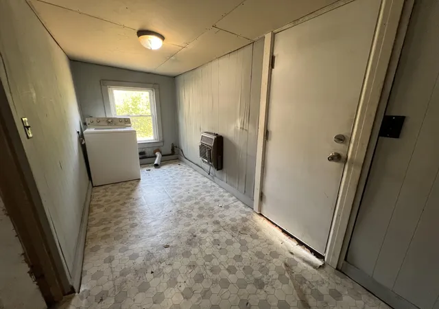 Listing Photo 2 - Condo for sale in building located at 2032 Ctr St, Paducah, KY 42003