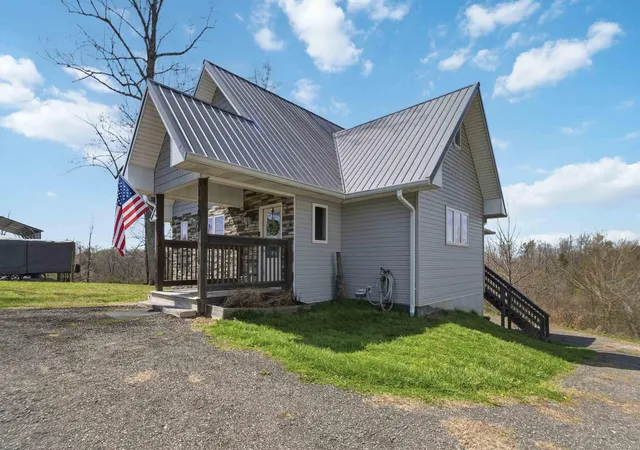 Photo 2 of Single family home for sale at 3128 Kentucky 3277, Nancy, KY 42544 | MLS# 26020642 | Listing updated on 2026-08-01