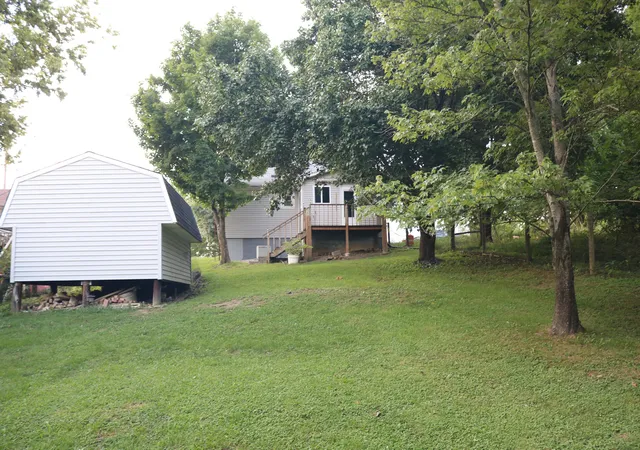 Photo 3 of Single family home for sale at 222 Morgan St, Carlisle, KY 40311 | MLS# 26020683 | Listing updated on 2026-08-03