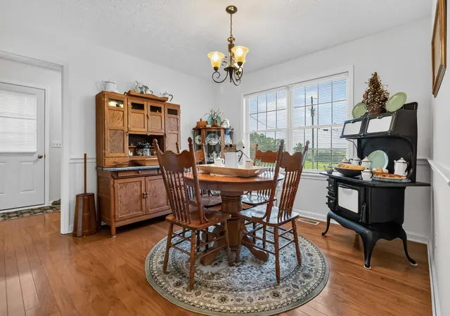 Photo 4 of Single family home for sale at 900 State Hwy 1194, Stanford, KY 40484 | MLS# 26020692 | Listing updated on 2026-10-06