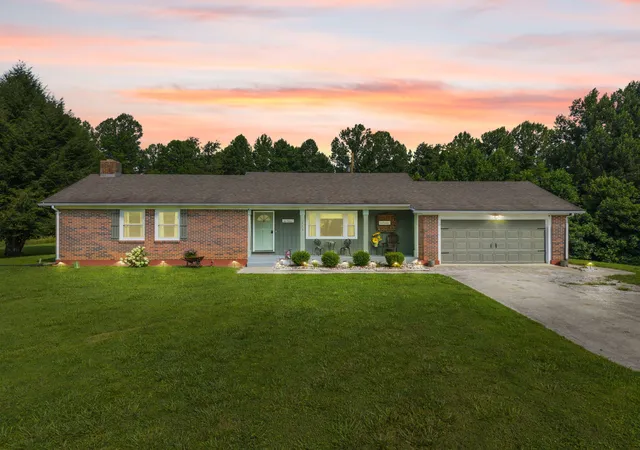 Photo 2 of Sale Pending at 315 Hieronymus Loop, Beattyville, KY 41311 | MLS# 26020765 | Listing updated on 2026-08-29