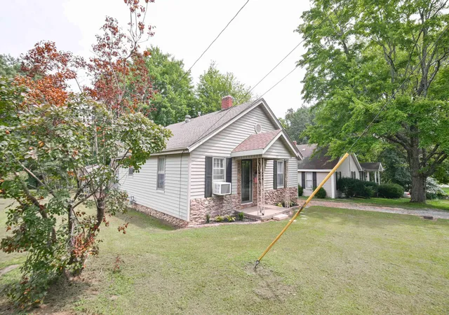 Photo 19 of Sale Pending at 1125 Depot St, Mayfield, KY 42066 | MLS# 26020705 | Listing updated on 2026-08-10