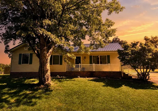 Photo 1 of Single family home for sale at 436 Halls Gap Ests Rd, Stanford, KY 40484 | MLS# 26020718 | Listing updated on 2026-08-03
