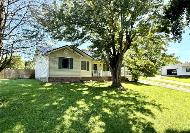 Photo 2 of Single family home for sale at 436 Halls Gap Ests Rd, Stanford, KY 40484 | MLS# 26020718 | Listing updated on 2026-08-03