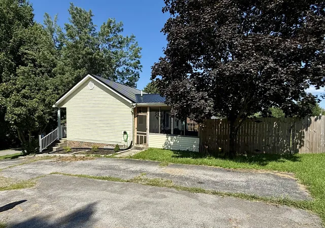 Photo 3 of Single family home for sale at 436 Halls Gap Ests Rd, Stanford, KY 40484 | MLS# 26020718 | Listing updated on 2026-08-03