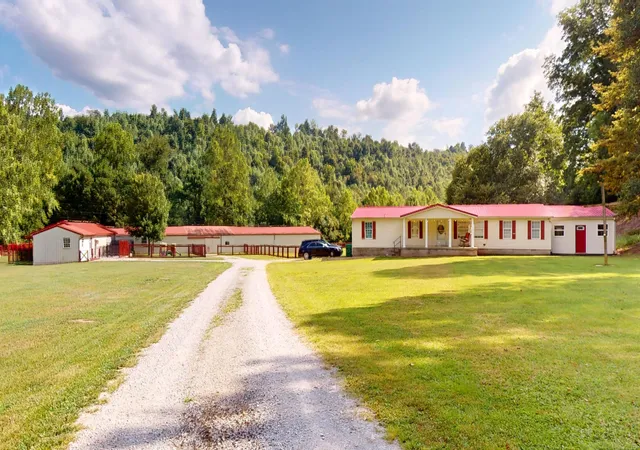 Photo 1 of Single family home for sale at 2450 Ryan Rd, Wallingford, KY 41093 | MLS# 26020713 | Listing updated on 2026-08-18