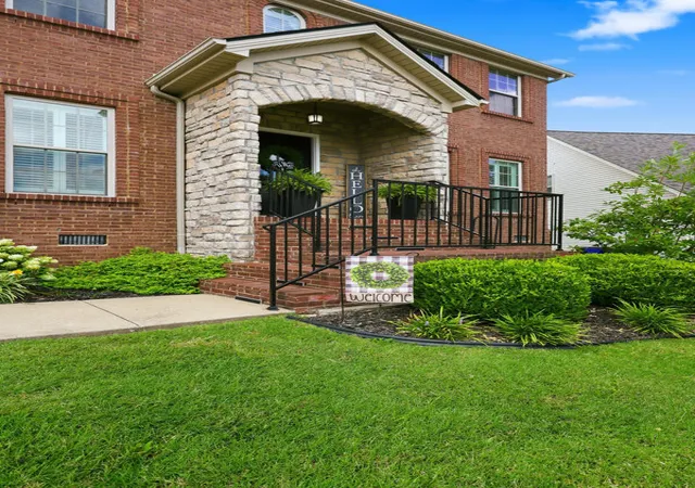 Photo 3 of Single family home for sale at 508 Hawks Nest Point, Lexington, KY 40515 | MLS# 26020873 | Listing updated on 2026-08-04