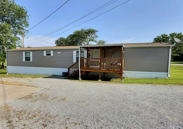 Photo 1 of Single family home for sale at 112 Madden St, Calvert City, KY 42029 | MLS# 26020902 | Listing updated on 2026-08-19