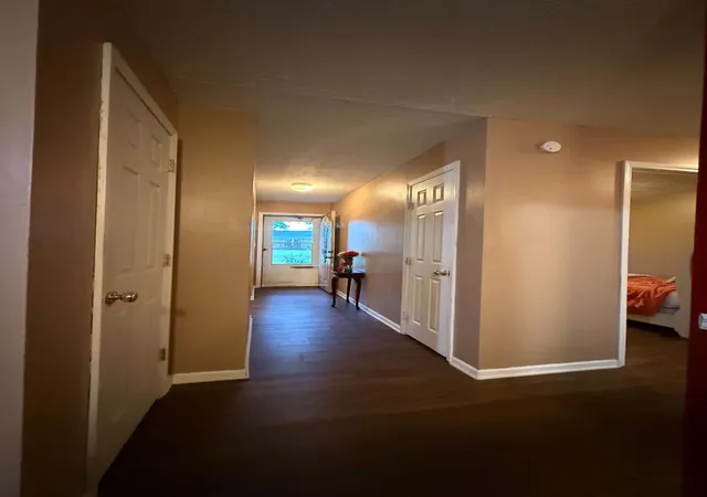 Photo 4 of Single family home for sale at 33 Meadowbrook Dr, Frankfort, KY 40601 | MLS# 26020750 | Listing updated on 2026-10-01