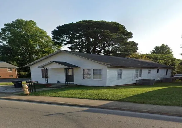 Photo 1 of Multi family home for sale at 1019 S Main St, Corbin, KY 40701 | MLS# 26020736 | Listing updated on 2026-08-03