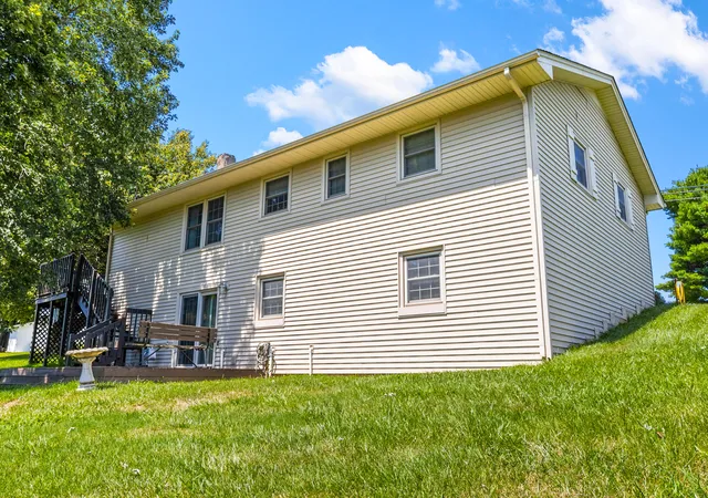 Photo 2 of Sale Pending at 561 Old Whitley Rd, London, KY 40744 | MLS# 26020746 | Listing updated on 2026-09-04