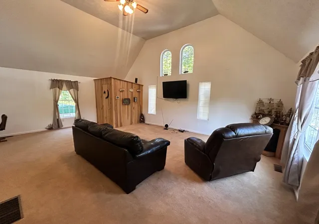 Photo 3 of Single family home for sale at 51 Beauchamp Blvd, Somerset, KY 42503 | MLS# 26020948 | Listing updated on 2026-09-28