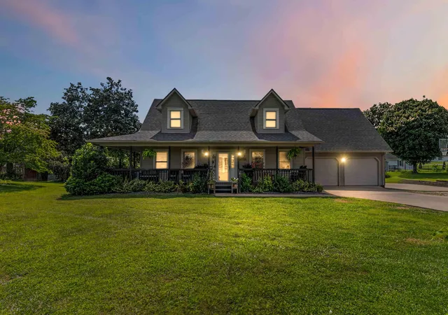 Photo 2 of Single family home for sale at 3010 Mountain Springs Dr, London, KY 40744 | MLS# 26020855 | Listing updated on 2026-09-15