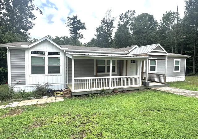 Photo 1 of Sale Pending at 240 Bulls Branch Rd, East Bernstadt, KY 40729 | MLS# 26020836 | Listing updated on 2026-08-22