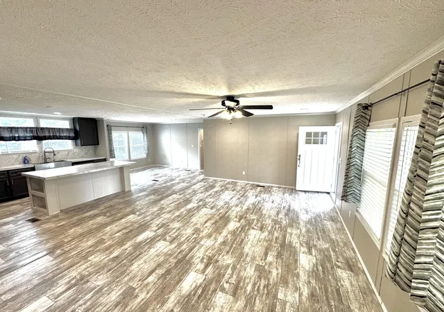 Photo 3 of Sale Pending at 240 Bulls Branch Rd, East Bernstadt, KY 40729 | MLS# 26020836 | Listing updated on 2026-10-13